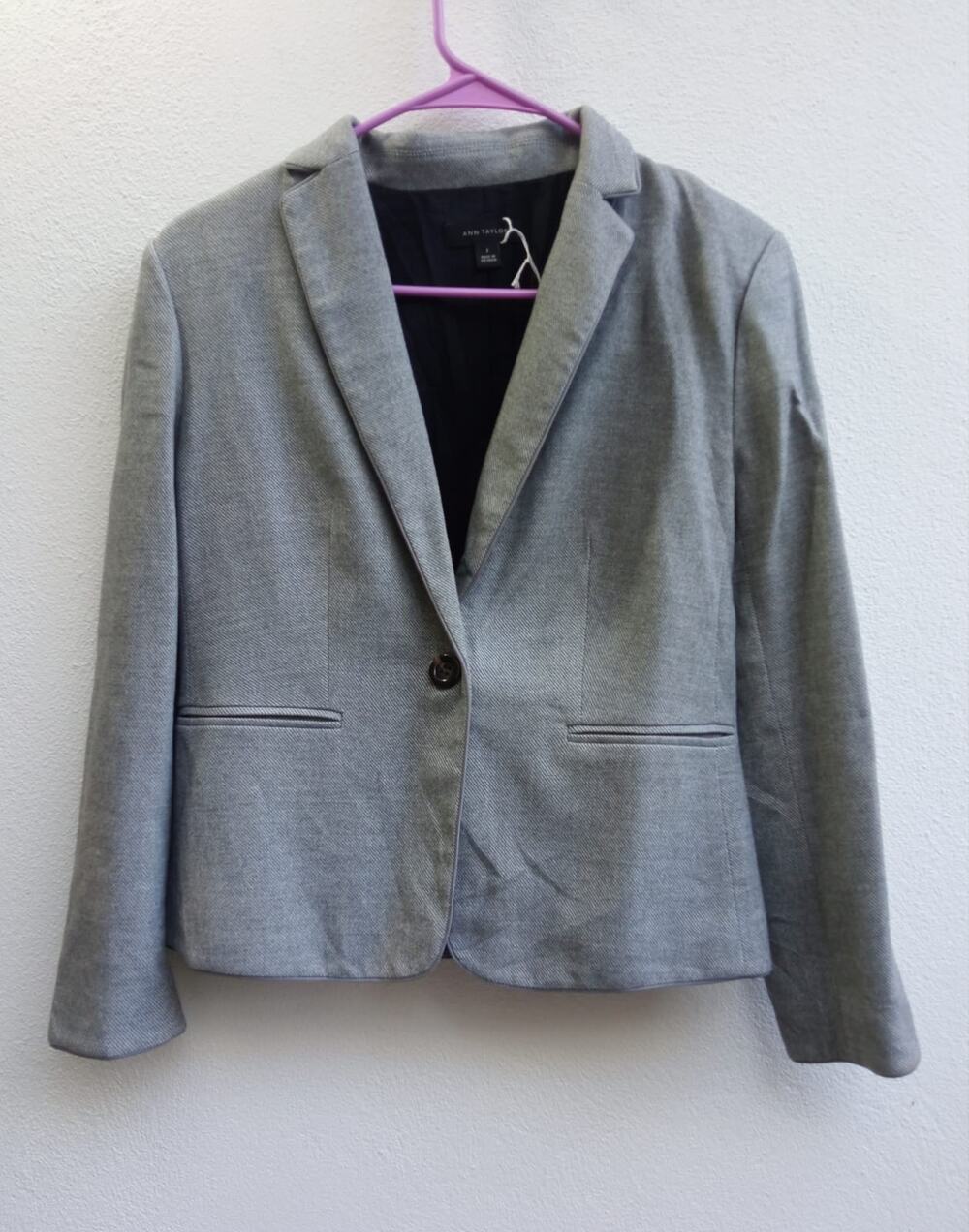 Ann Taylor Gray Pant Suit Blazer - Women Size 2